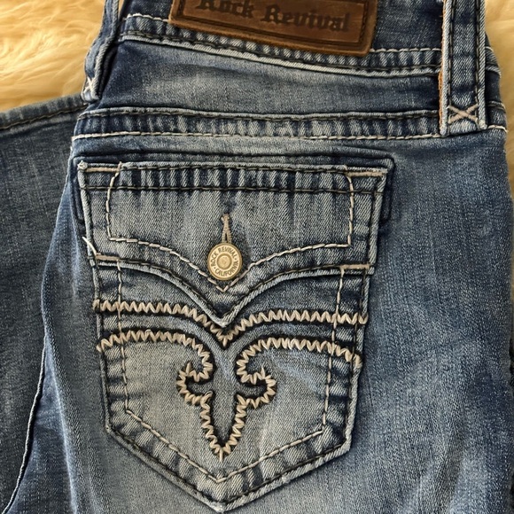 Rock Revival ‘Julee’ Bootcut Faded Blue Jeans with Detailed Stitching - Picture 4 of 7